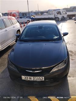 Chrysler 200
